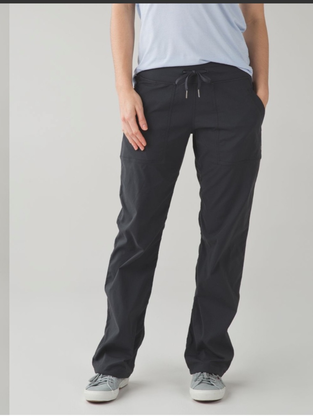Lululemon • Studio Pants • Size 8
